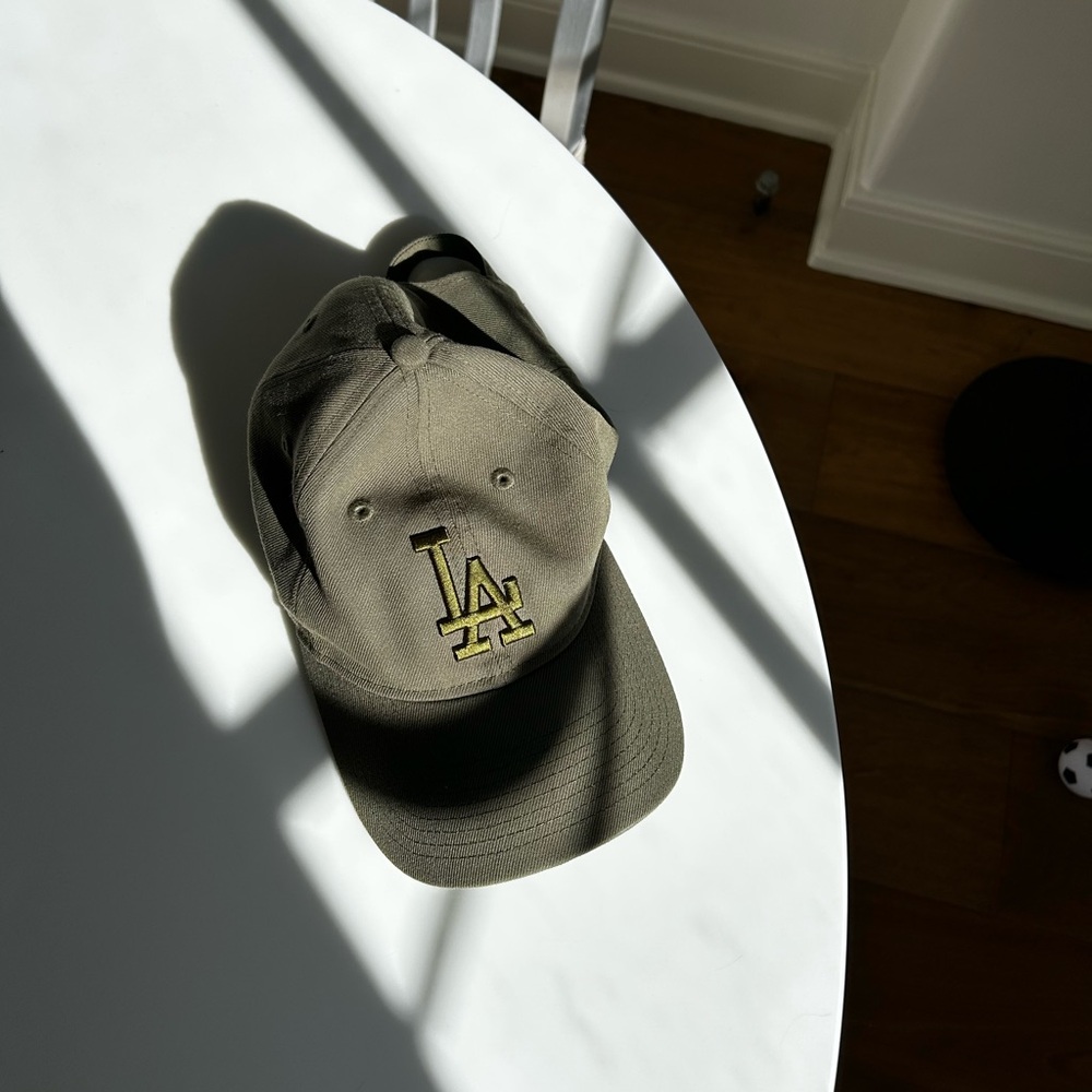 LA Hat - Picture 5 of 9